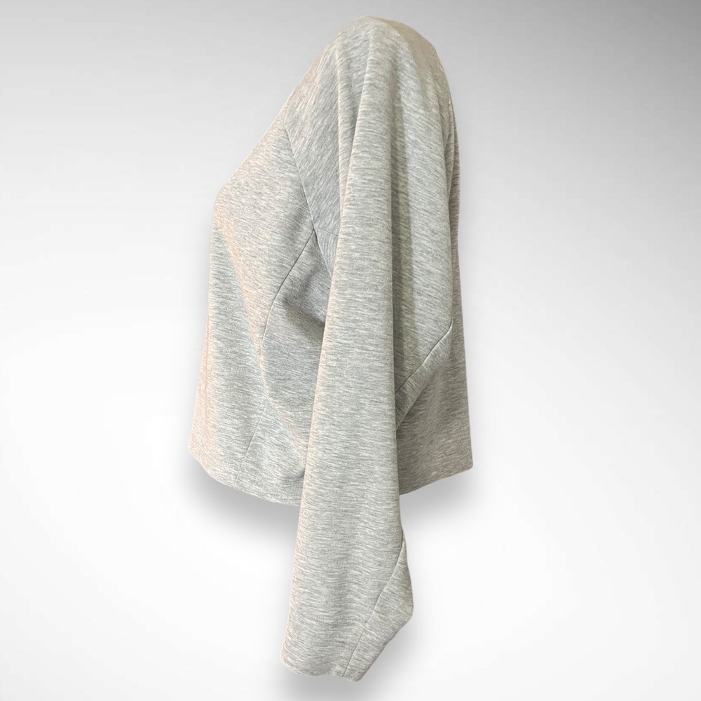 EXPRESS Light Heather Gray Crewneck Long Sleeve Cropped Shirt Medium‎ | EUC - Picture 2 of 6